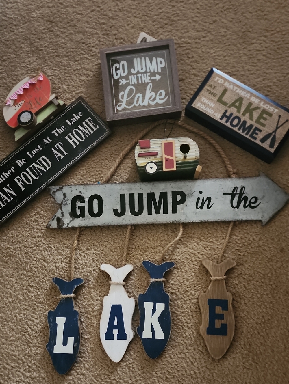 6 Piece Lake/Camper Decorations